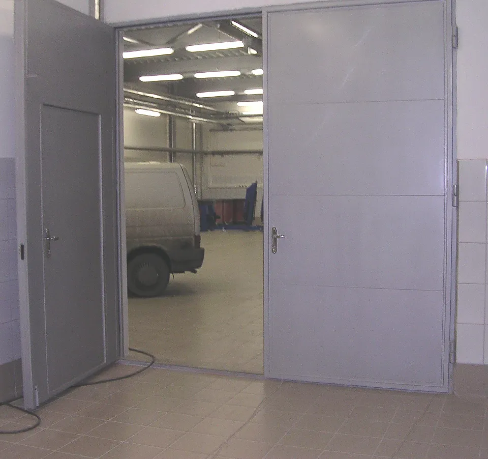 Противопожарные распашные ворота в Логойске