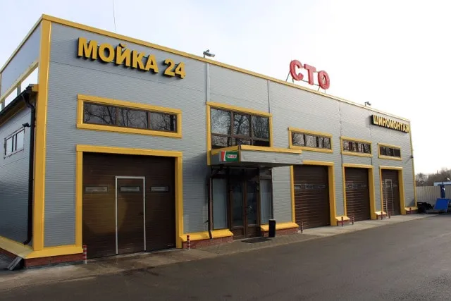 Лучшие ворота для автомастерской и СТО