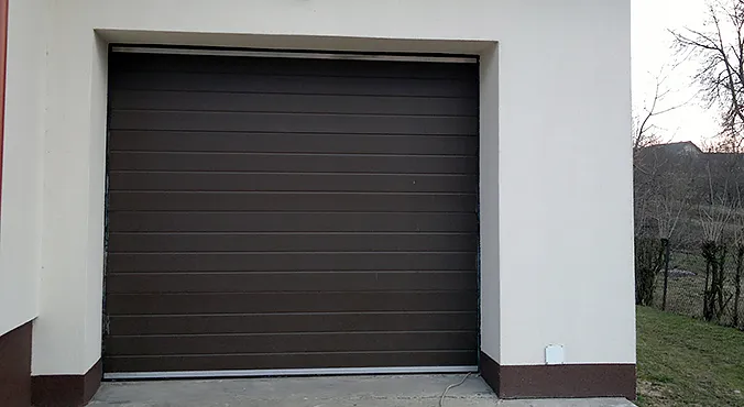 Ворота гаражные подъемные секционные DoorHan RSD01 автоматические