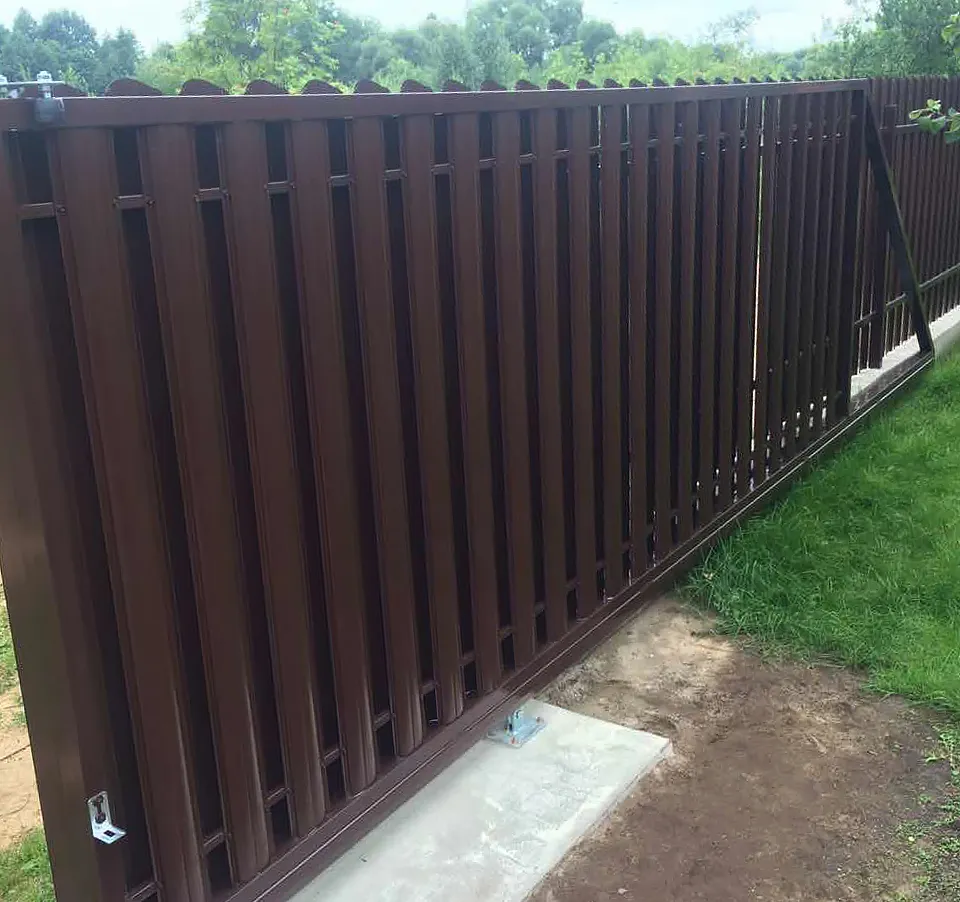 Установка откатных ворот в Нарочи