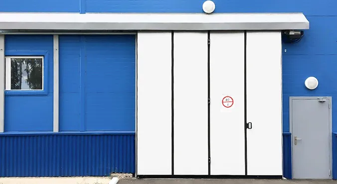 Промышленные ворота подвесные утепленные DoorHan ISG