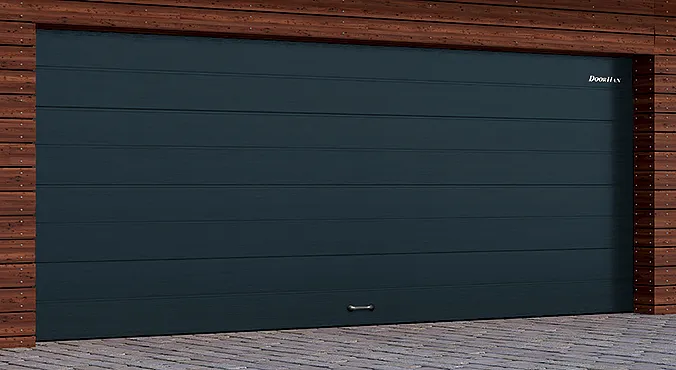 Ворота гаражные подъемно-секционные DoorHan RSD01 автоматические