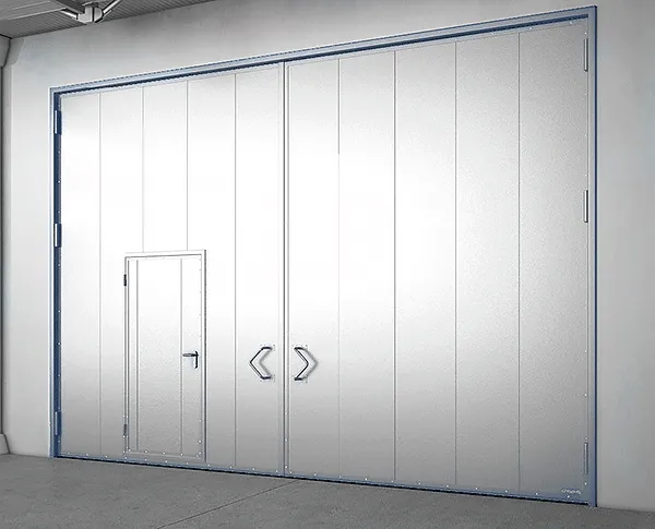 Ворота распашные гаражные в стальной раме DoorHan Р2