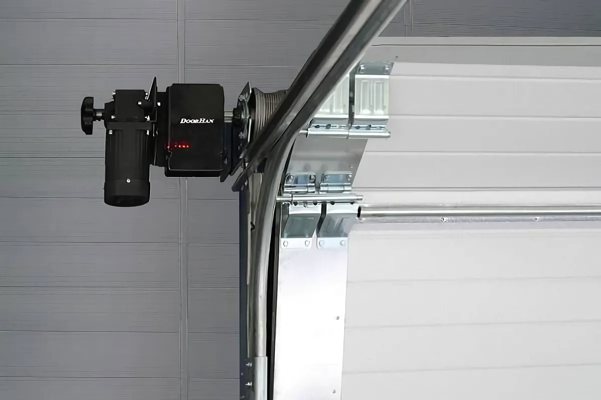 Эксплуатация секционных ворот зимой.png