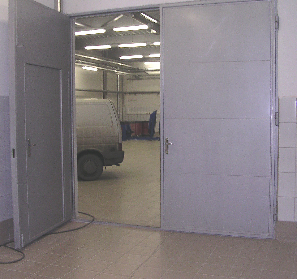 Противопожарные распашные ворота в Логойске