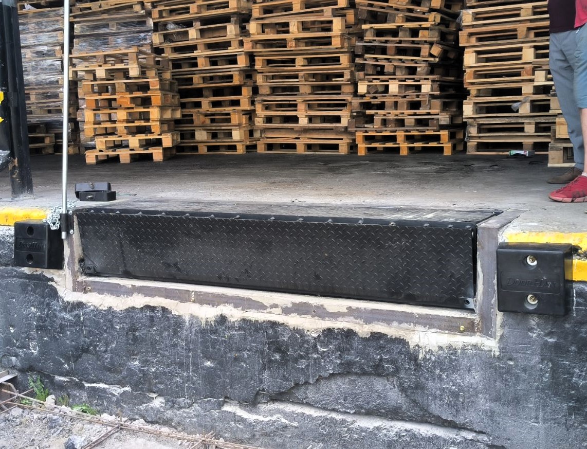 Монтаж и установка уравнительной платформы Минидок