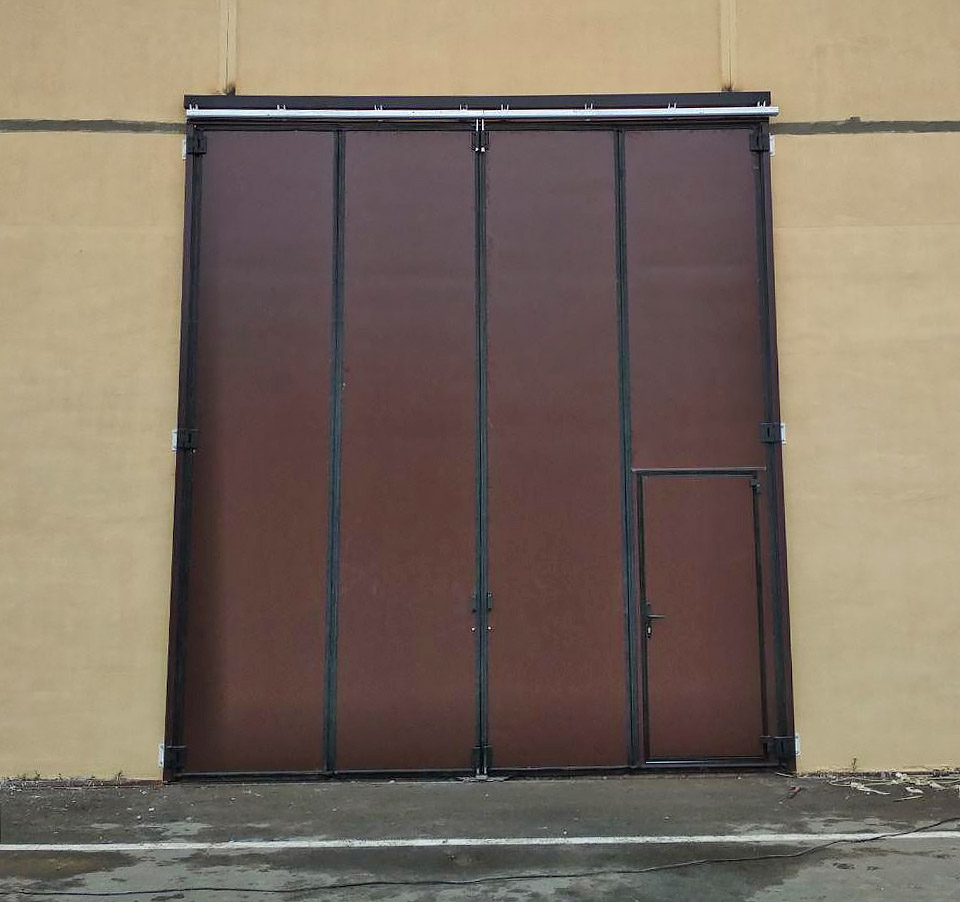 Складчатые ворота производства ТЕХНОГРАД в Пинске