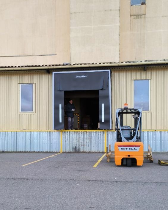 Установка докшелтера и откидного моста