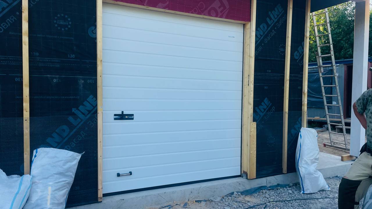 Гаражные ворота RSD02 2000х2200