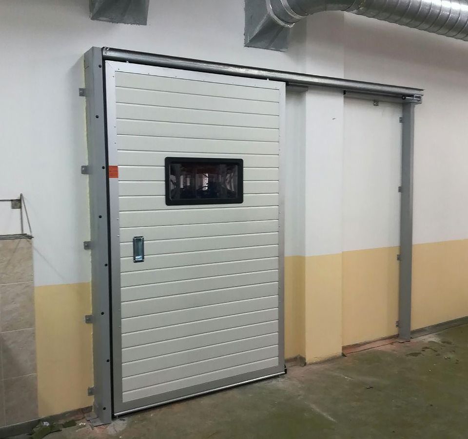 Установка подвесных сдвижных ворот в Минске