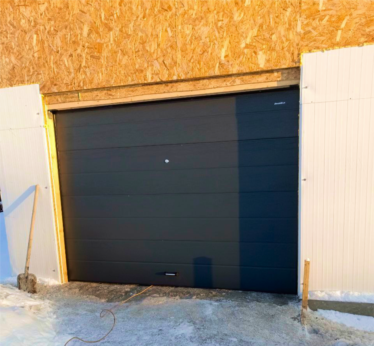 Гаражные ворота секционные RSD01 3000х2250