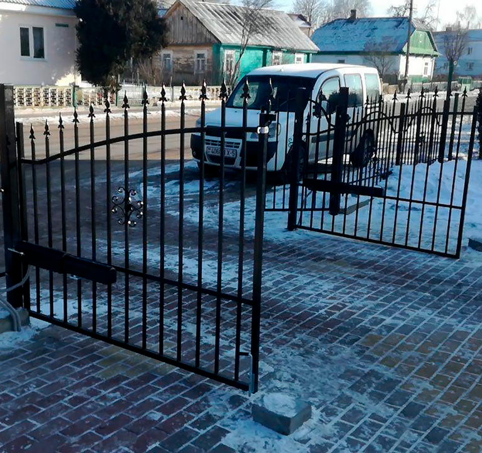 Установка автоматики для распашных ворот в агрогородке Морочь