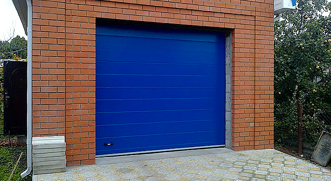 Подъемные секционные ворота для гаража DoorHan RSD02