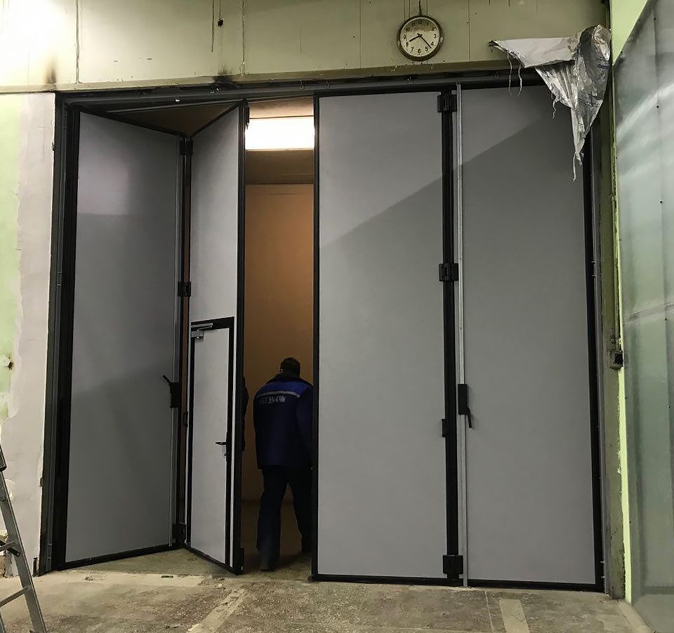 Реконструкция производственных цехов с установкой складчатых ворот в Минске