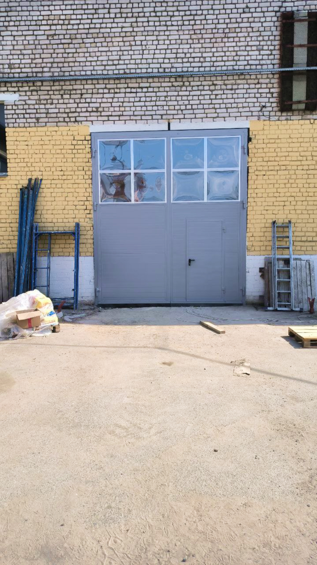 Распашные ворота собственного производства
