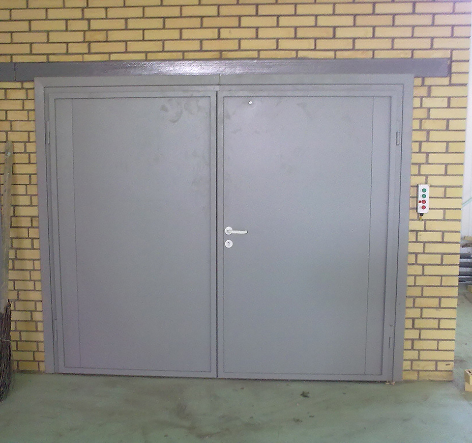 Противопожарные распашные ворота Солигорске