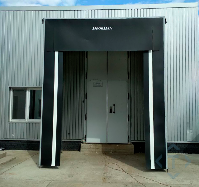 Докшелтер занавесочного типа