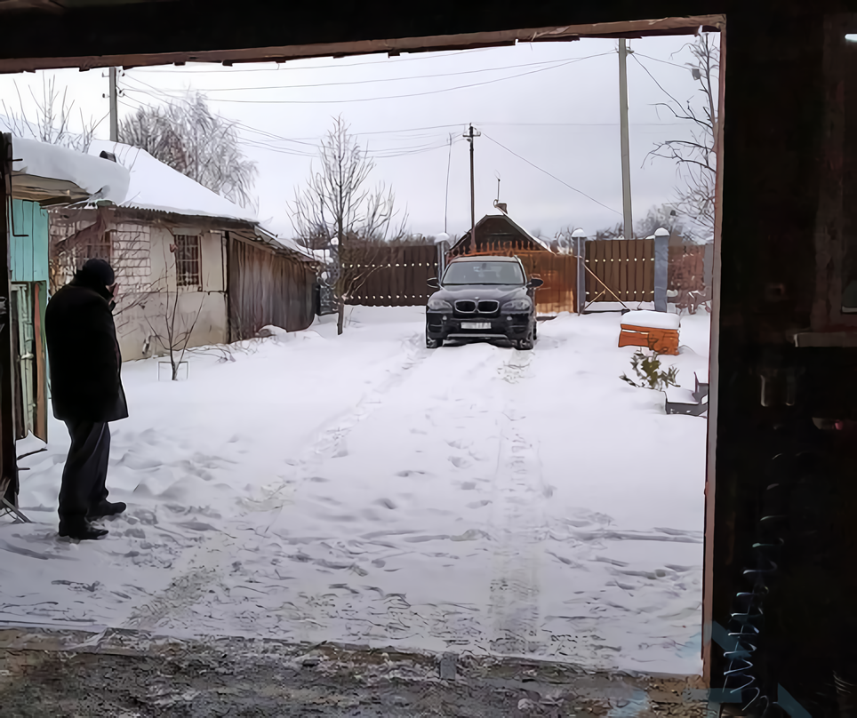 Ворота зимой.png